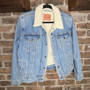 Levi's Light Blue Denim Jacket with Cream Sherpa Lining